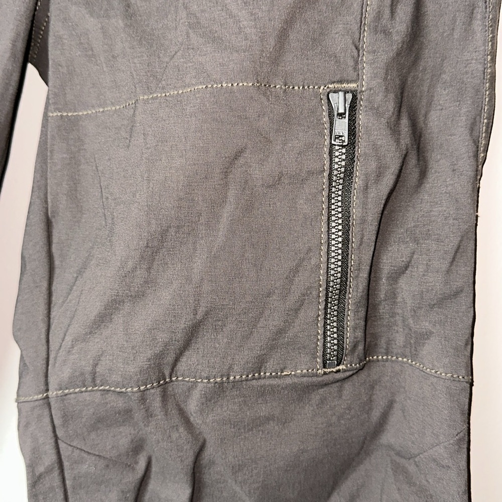 Athleta‎ Commuter Capri Green Women's Size 4 - Picture 2 of 8